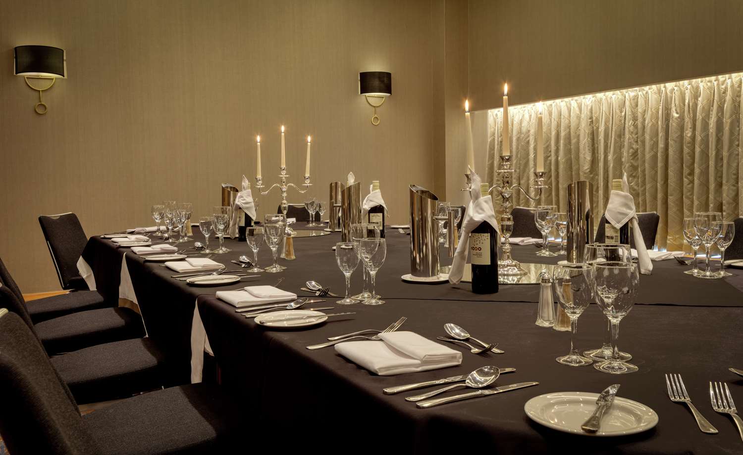 Фото Hilton Belfast