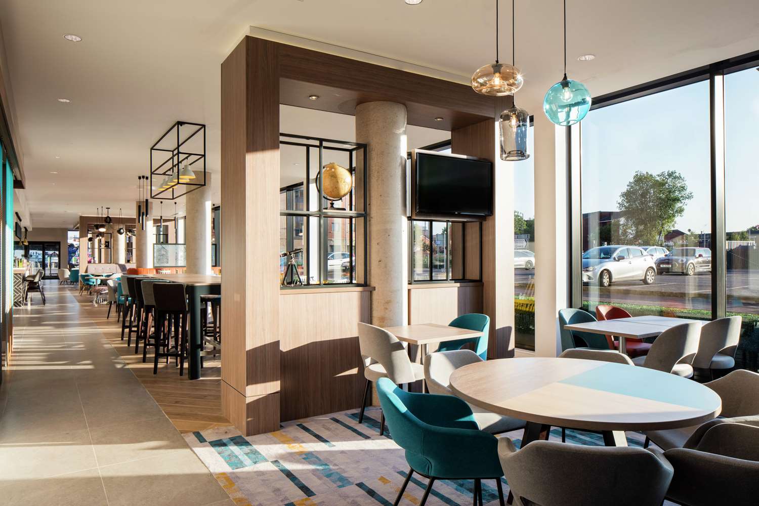 Фото Hampton by Hilton Belfast City Centre