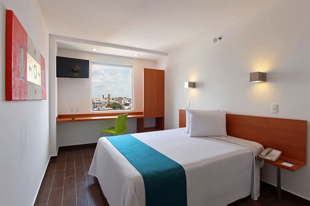 Фото One Guadalajara Centro Historico