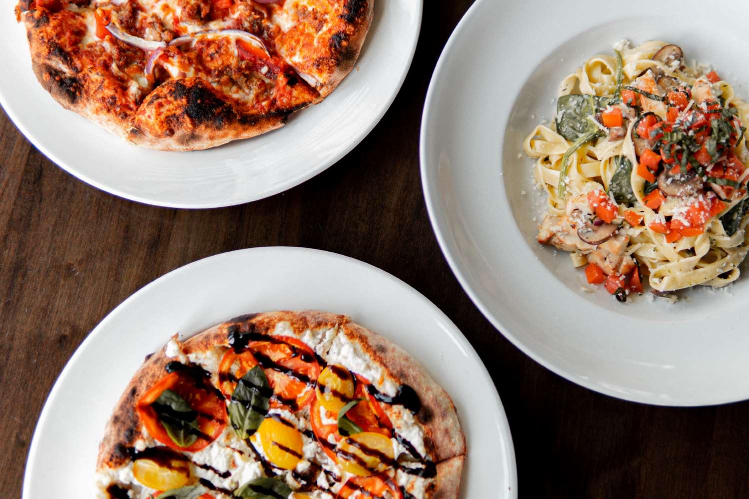 Фото DoubleTree by Hilton Hotel & Suites Victoria