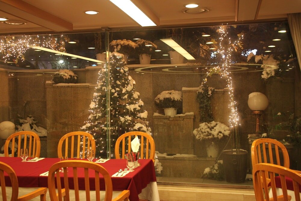 Фото Seoul Rex Hotel