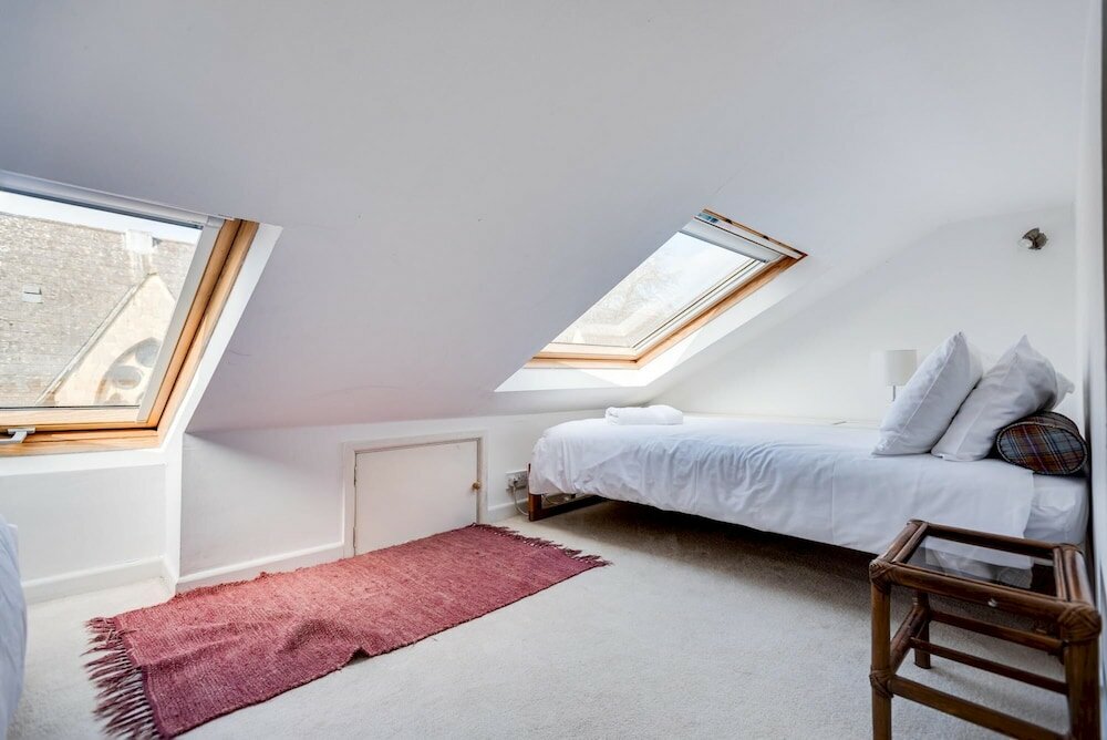 Фото The Old Bookbinders Retreat