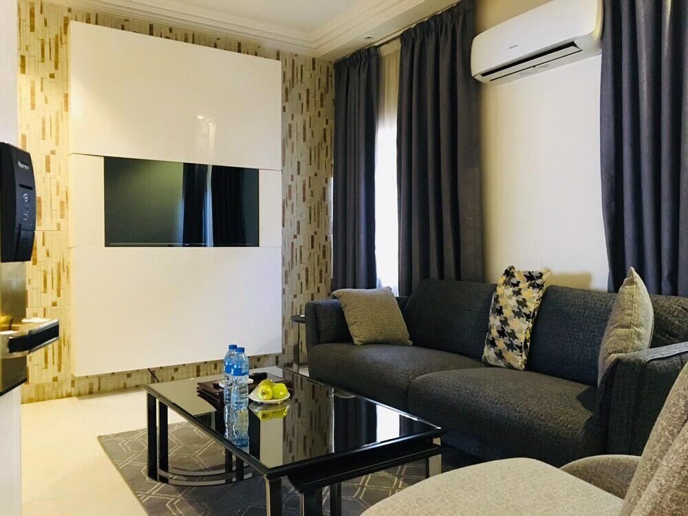 Фото Summerset Continental Hotel Maitama