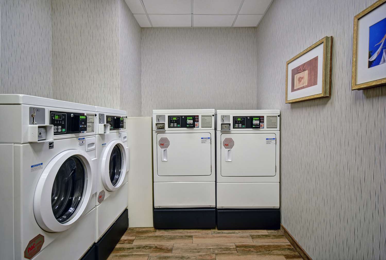 Фото Homewood Suites by Hilton Hamilton, Nj