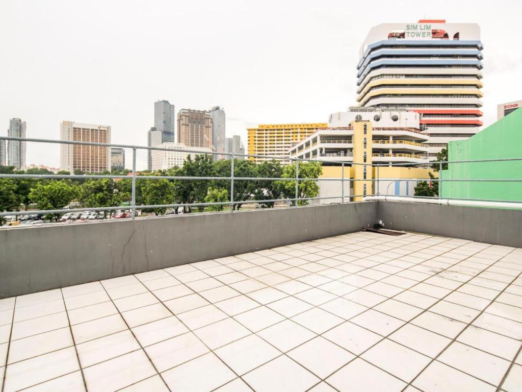 Фото Meriton Hotel