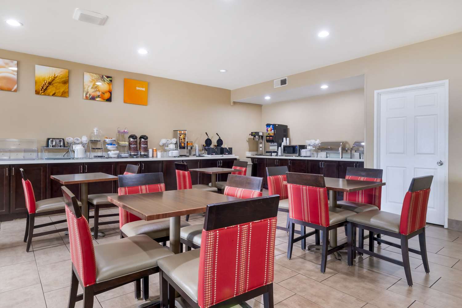 Фото Comfort Suites Keeneland