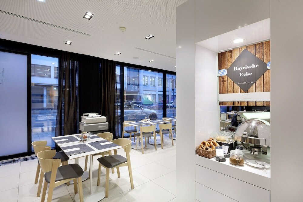 Фото Eurostars Book Hotel