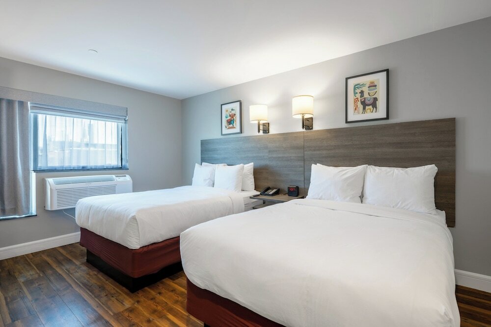 Фото The Lodge Red Hook