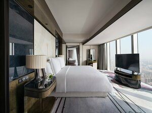 Гостиница Four Seasons Hotel Guangzhou