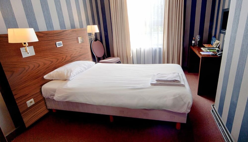 Фото Fletcher Hotel-Restaurant Hellendoorn