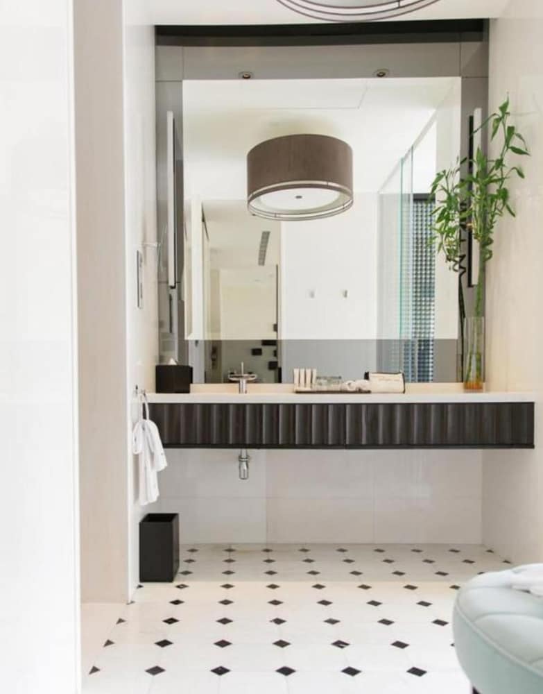 Фото Naumi Hotel Singapore