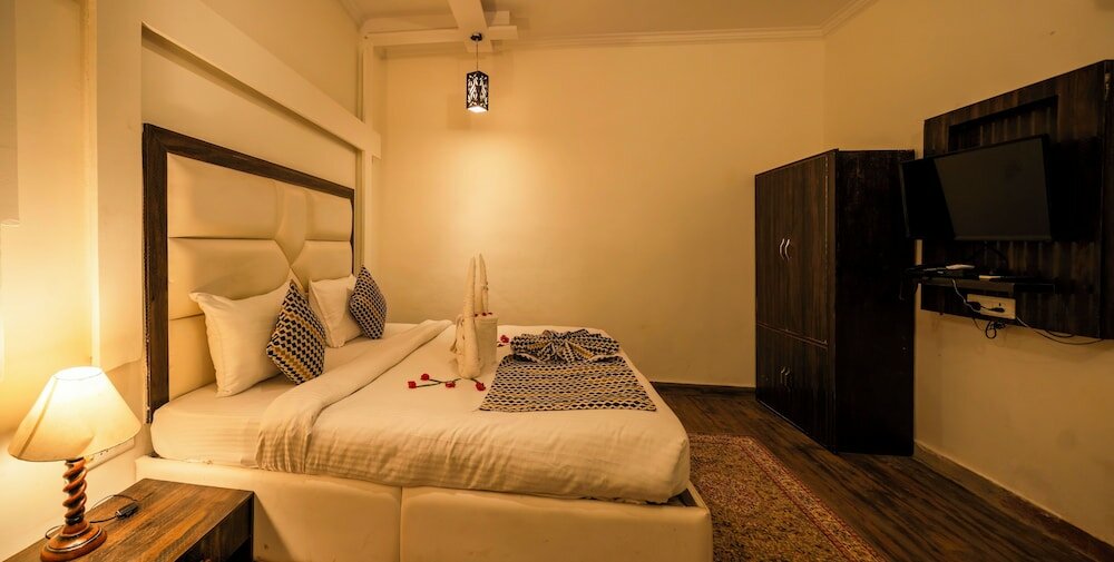 Фото La Perle River Resorts