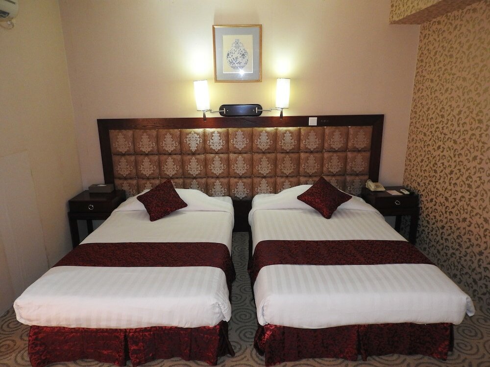 Фото Crown Vista Hotel