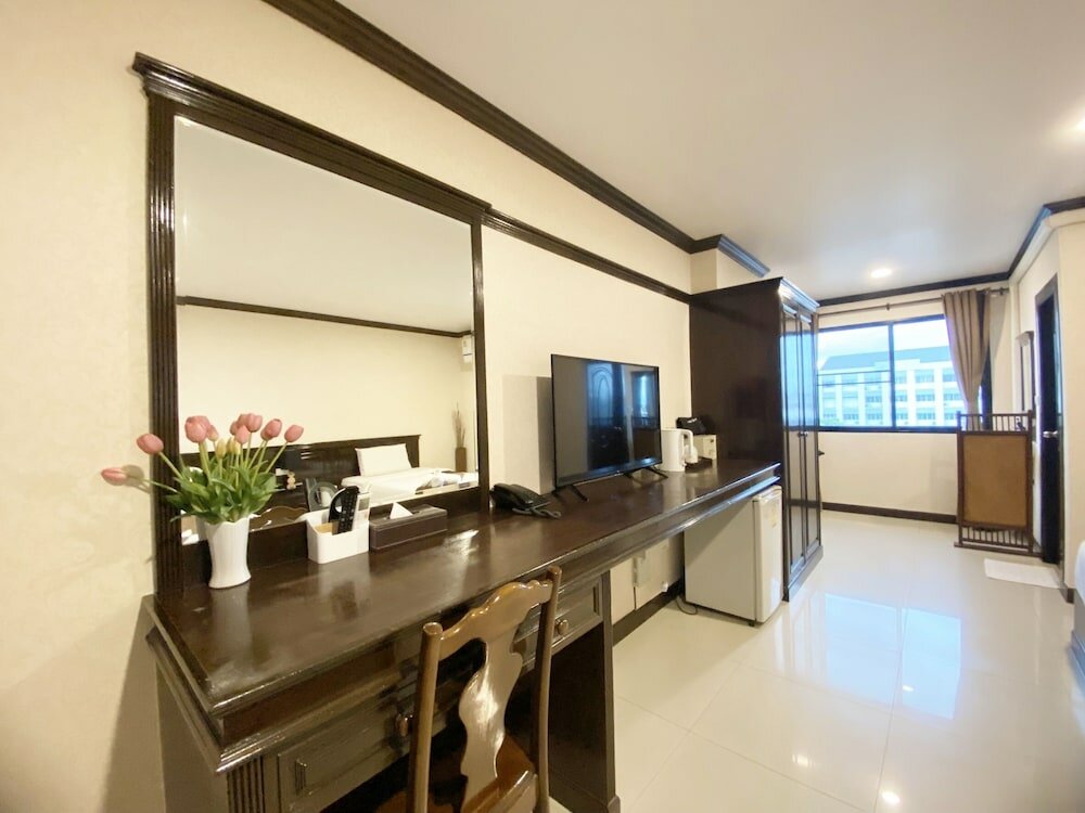 Фото Romena Grand Hotel