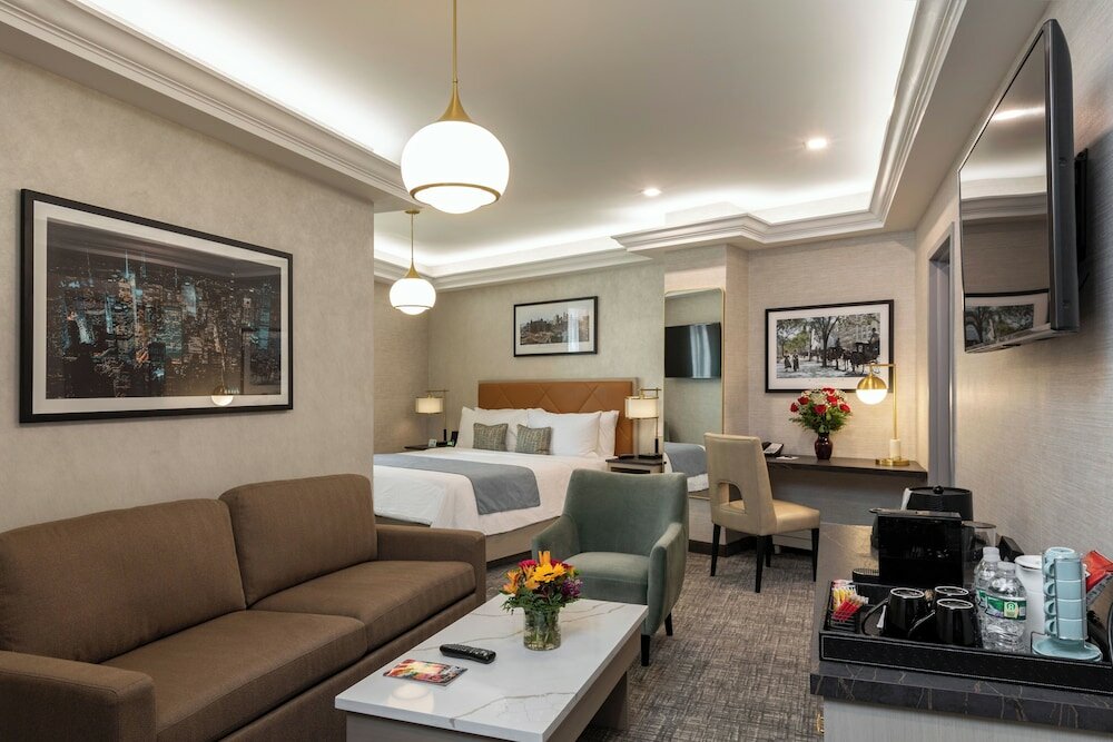 Фото Broadway Plaza Hotel