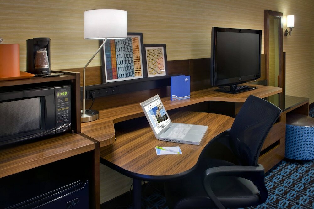 Фото Fairfield Inn & Suites Watertown Thousand Islands