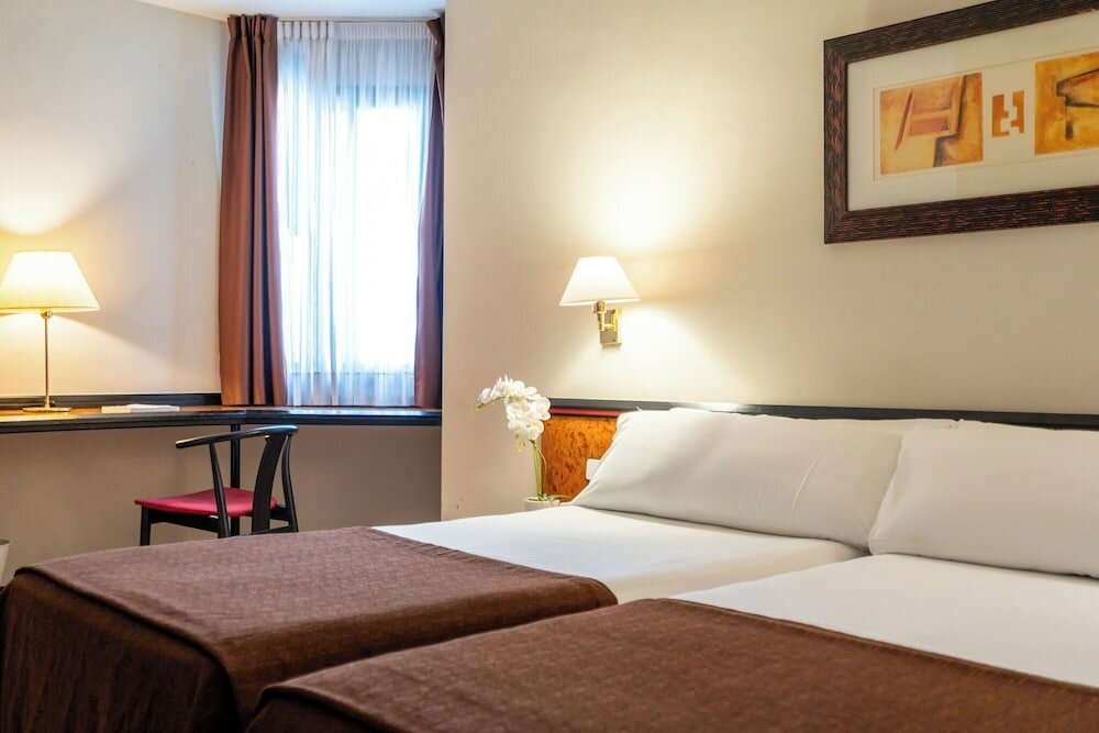 Фото Hotel Glories