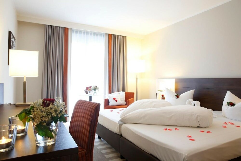 Фото Parkhotel Wittekindshof Dortmund