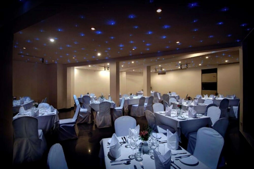 Фото Berjaya Hotel Colombo