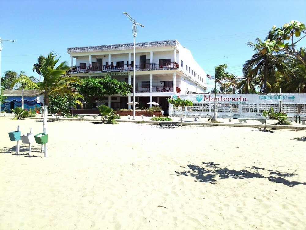 Фото Hotel Montecarlo