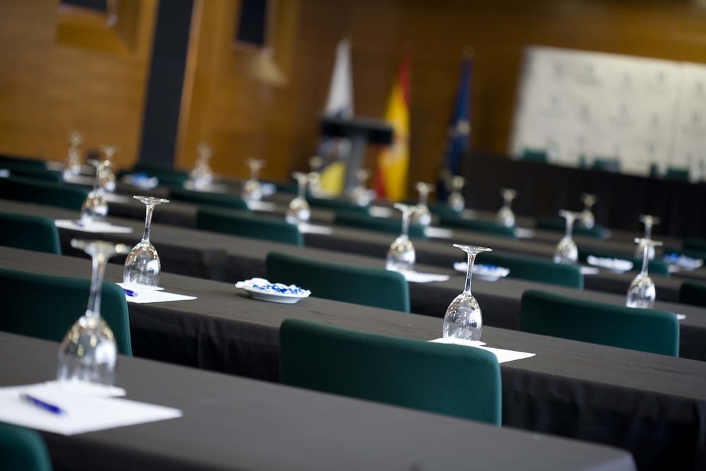 Фото Hotel Escuela Santa Cruz