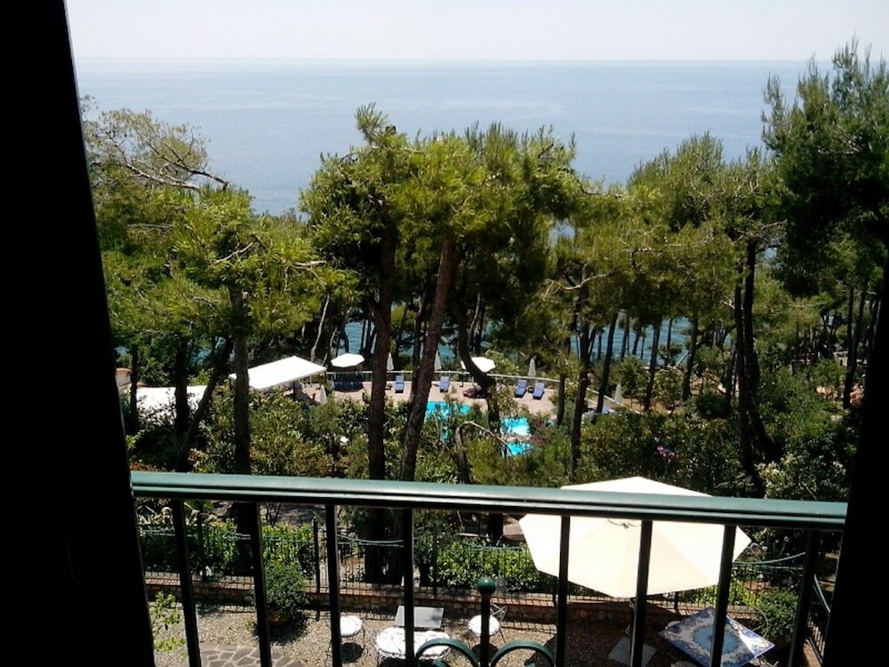 Фото Hotel Villa delle Meraviglie