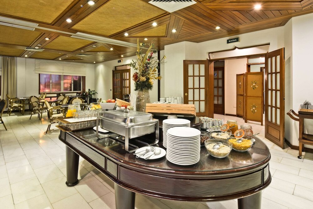 Фото Golden Tulip Porto Gaia Hotel & SPA