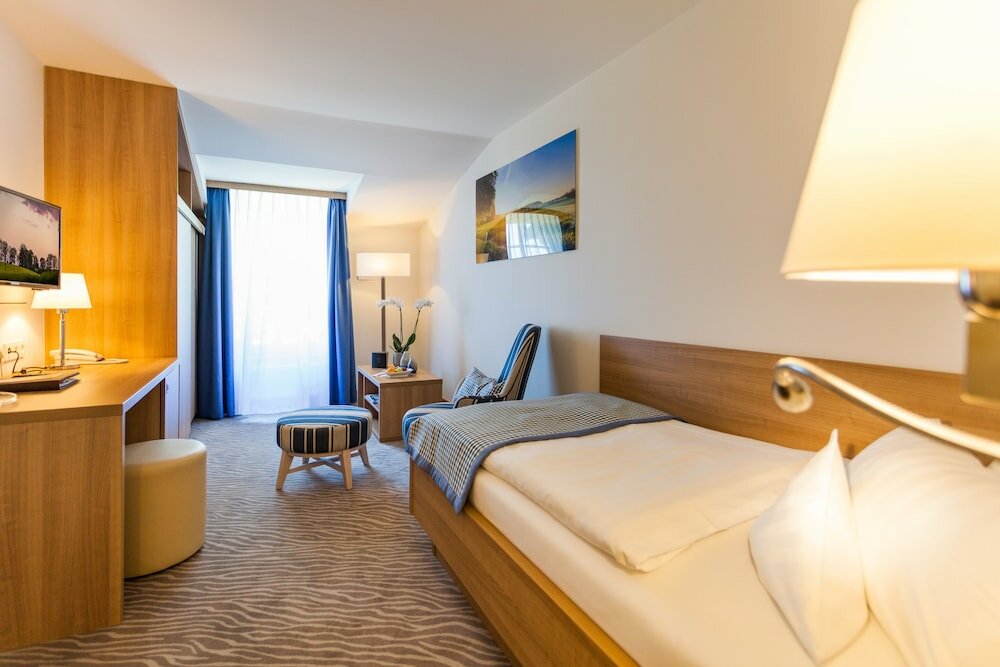 Фото Hotel Bernstein