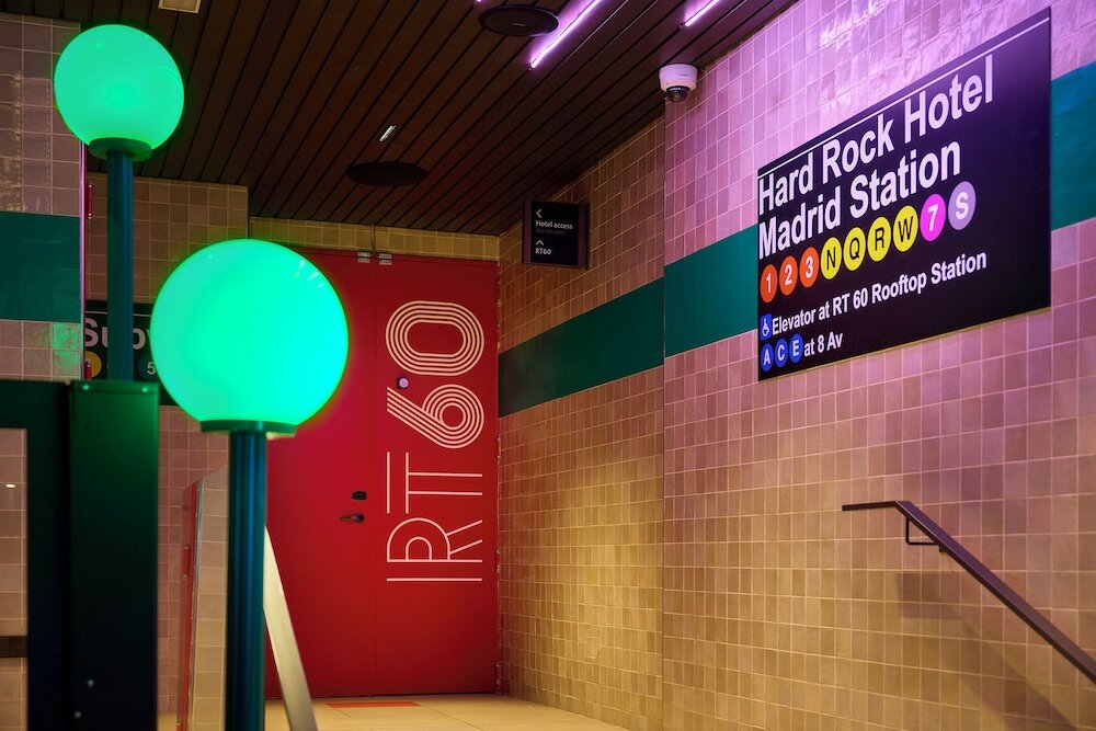 Фото Hard Rock Hotel Madrid