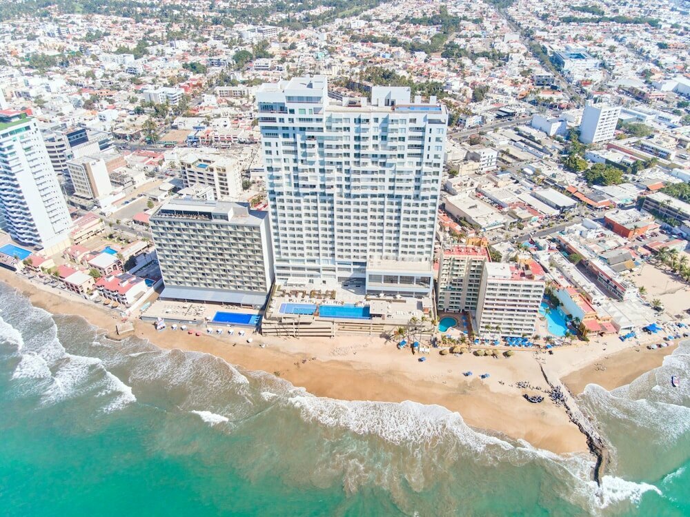 Hotel Courtyard by Marriott Mazatlan Beach Resort, State of Sinaloa, photo
