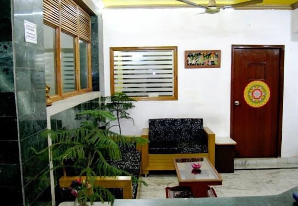 Фото Hotel Ajay International