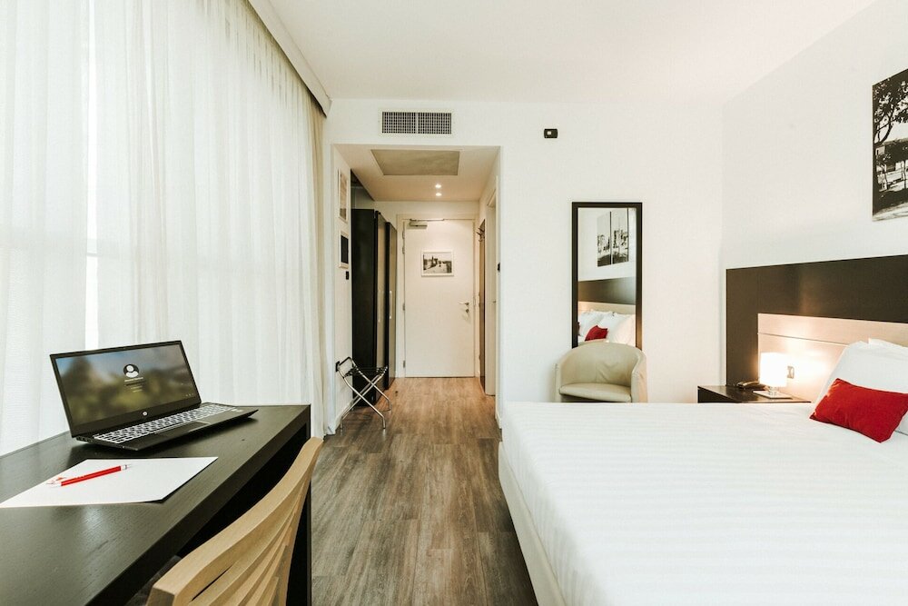 Фото Hotel Carpi