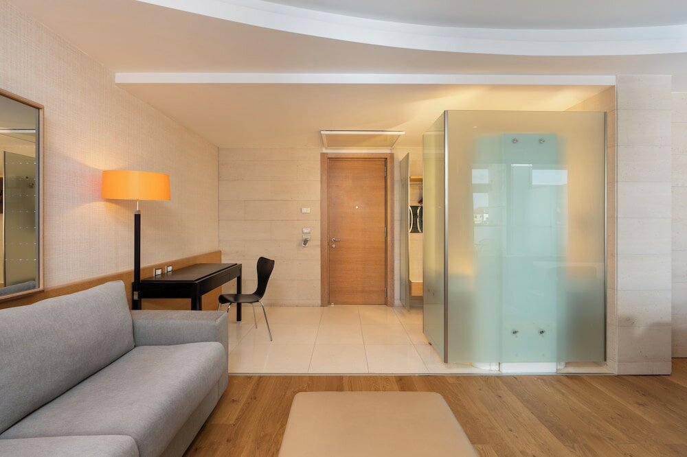 Фото Precise House Mantegna Roma