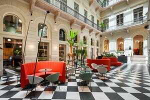 отель Hotel Oktogon