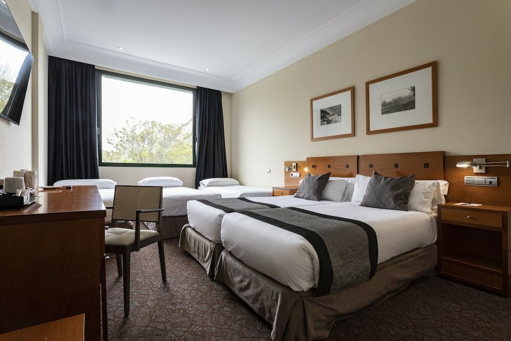 Фото Отель Petit Palace Arturo Soria