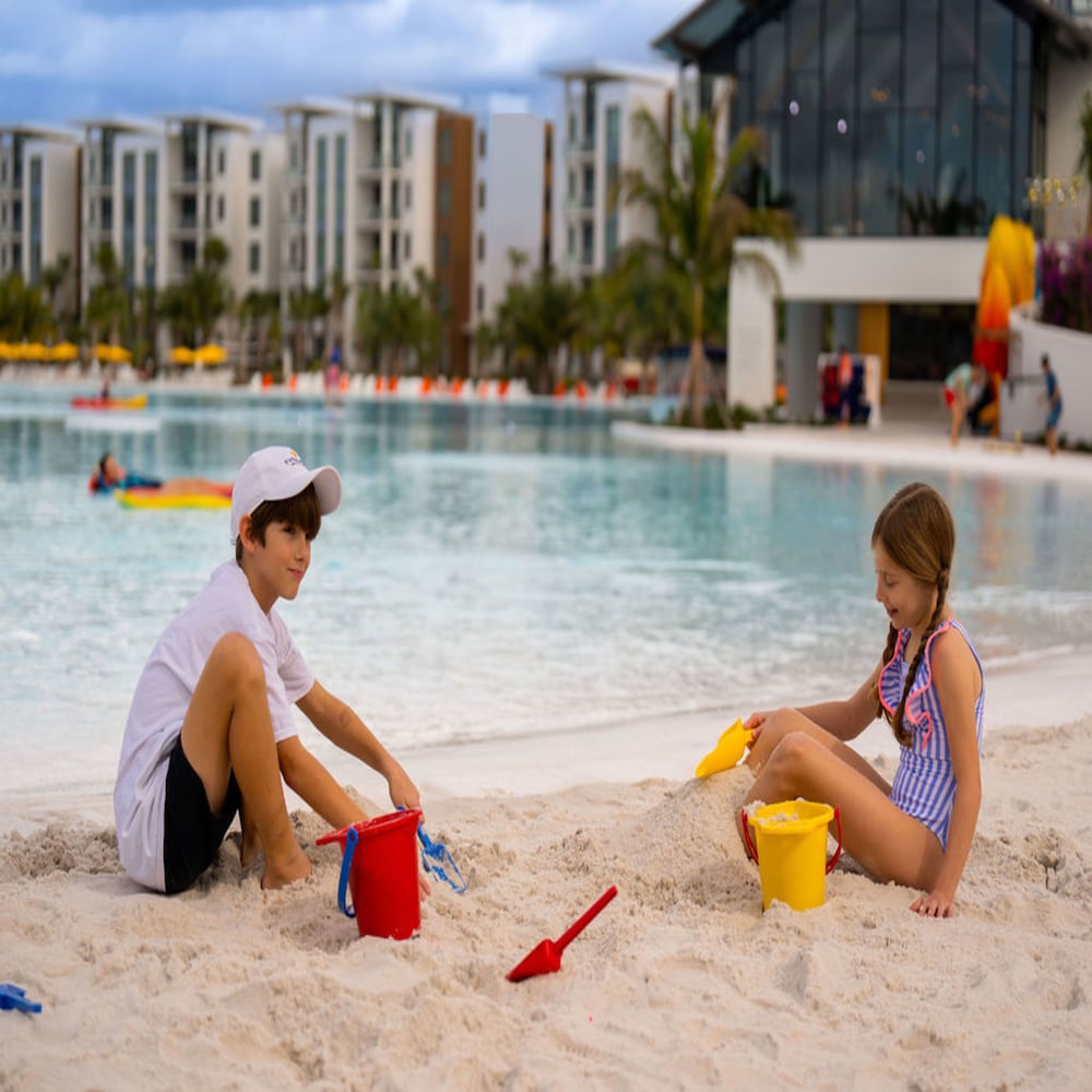 Фото Evermore Orlando Resort