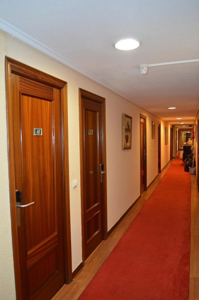 Фото Hotel San Glorio