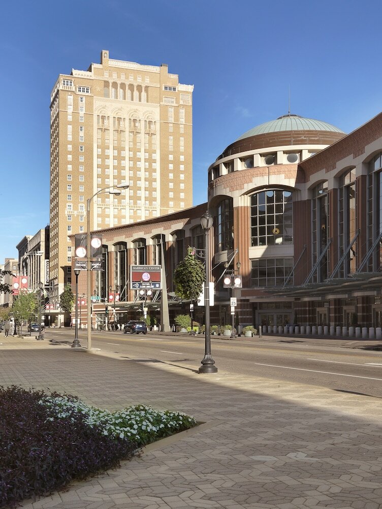 Фото Courtyard by Marriott St. Louis Downtown/Convention Center