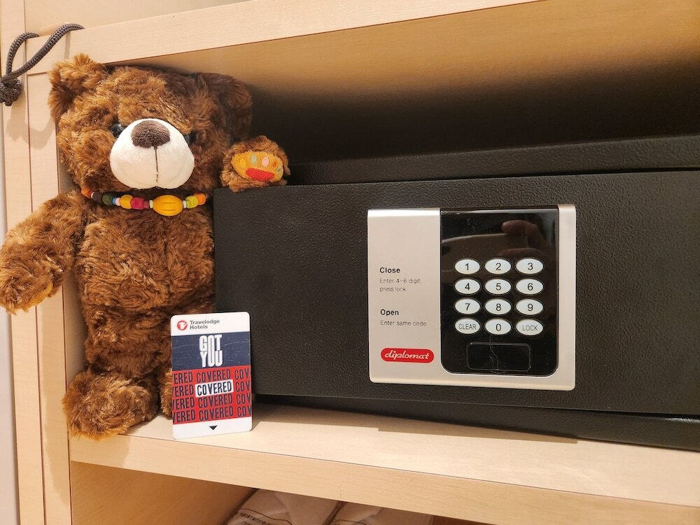 Фото Travelodge Honmachi Osaka