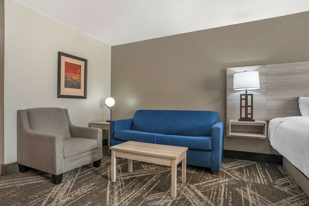 Фото Best Western Plus Jackson Downtown Colliseum