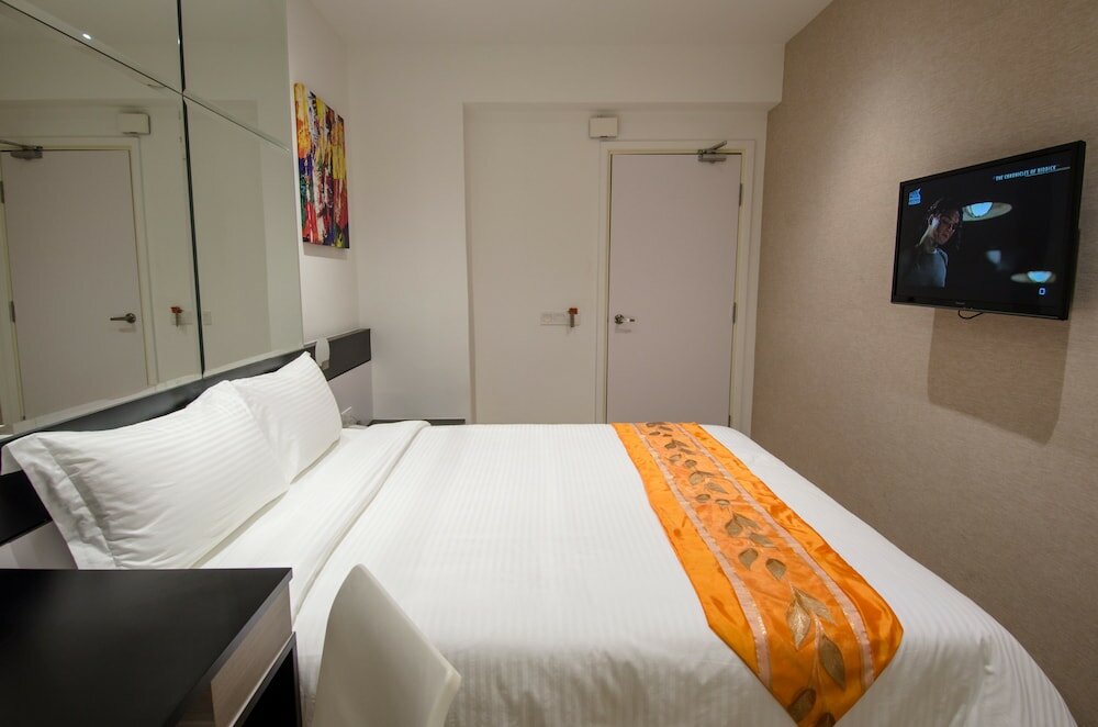 Фото 12fly Hotel