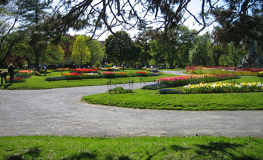 Фото The Morgan State House