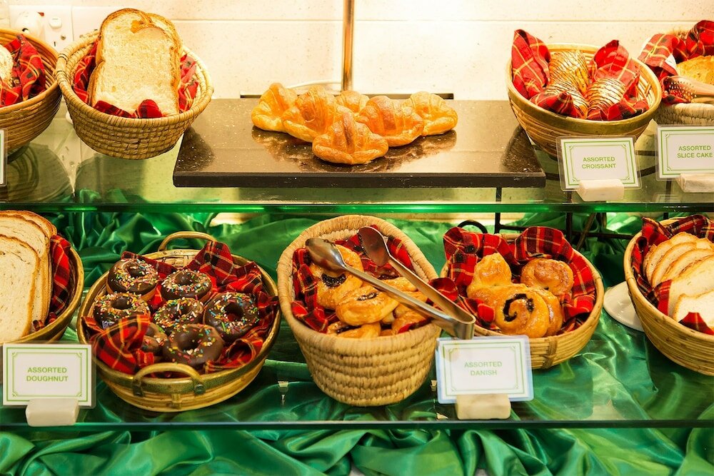 Фото Отель Six Seasons