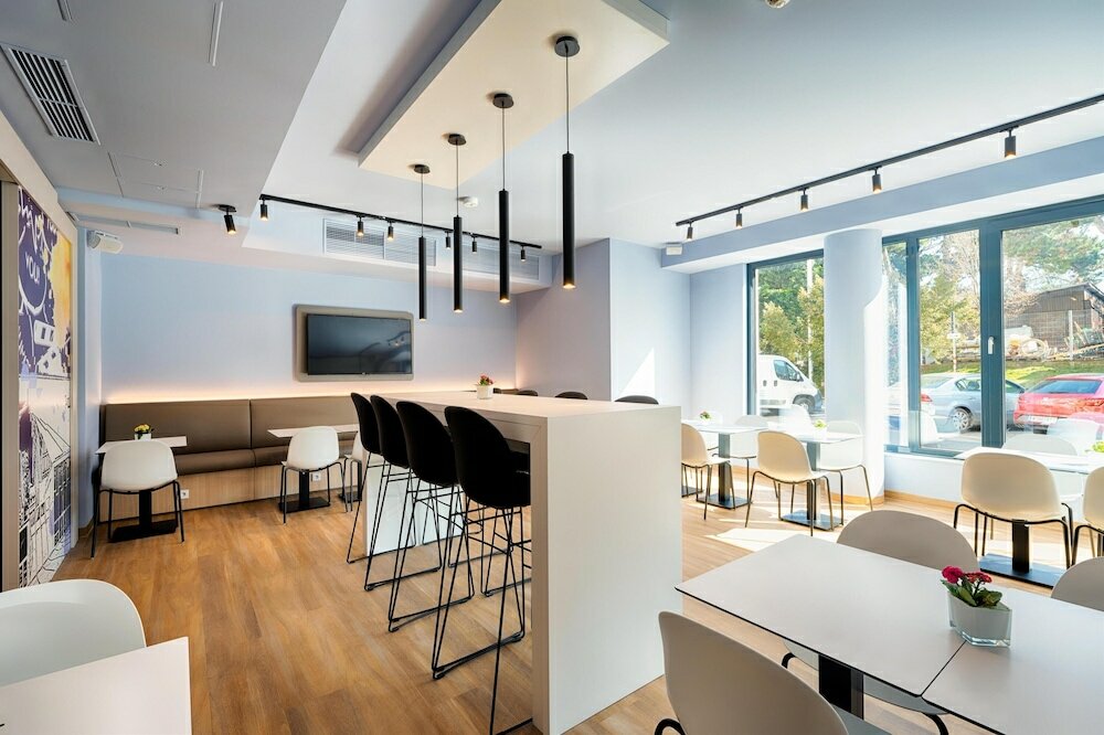 Фото B&b Hotel Wien-Stadthalle