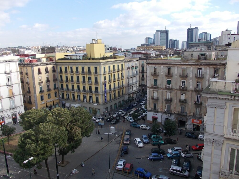 Фото отеля 3