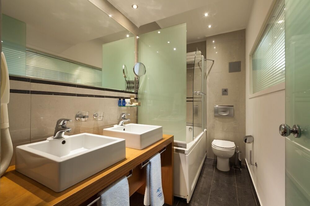 Фото Tropical Hotel