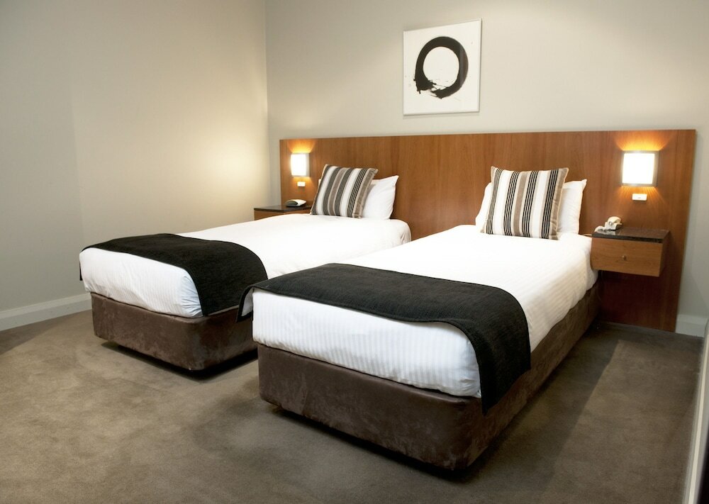 Фото Mantra Hindmarsh Square