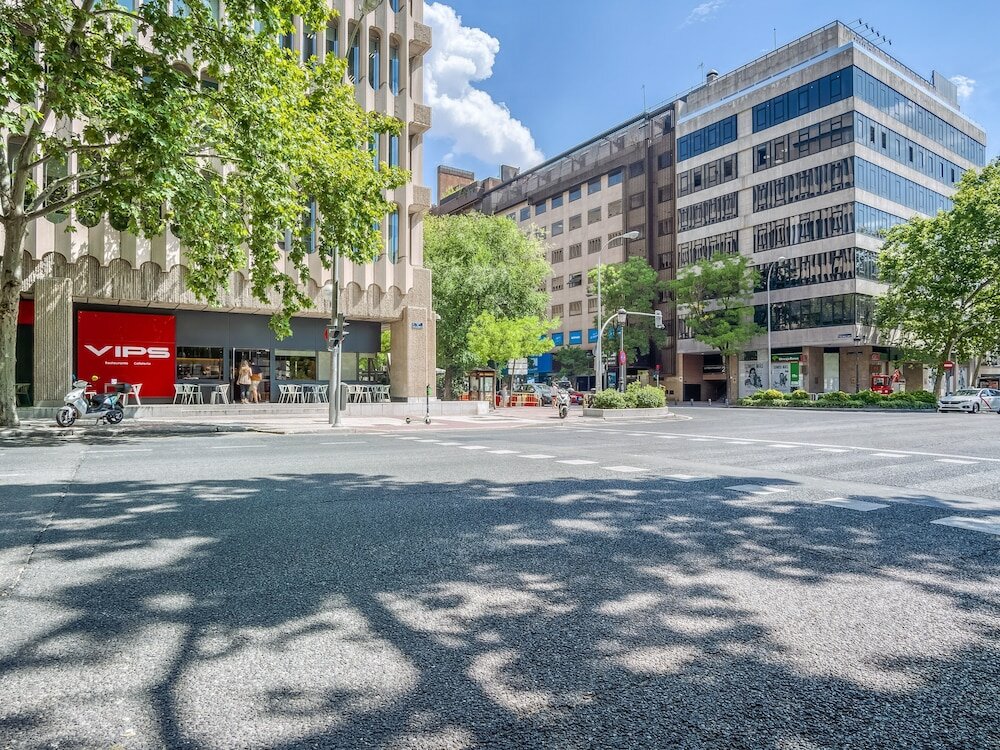 Фото Limehome Madrid Calle de Don Ramón de la Cruz