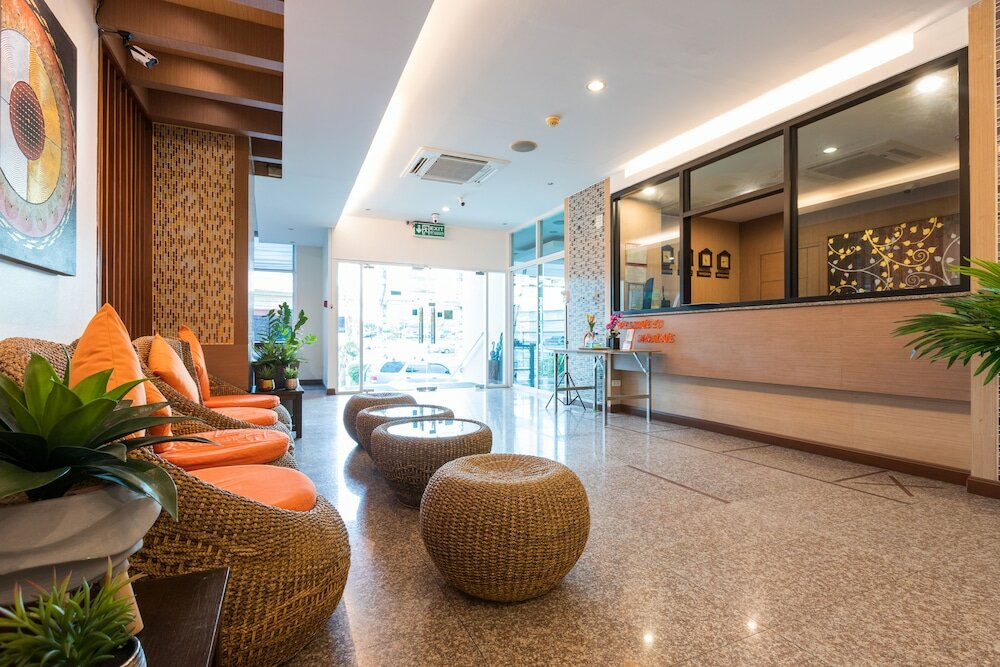 Фото отеля 2