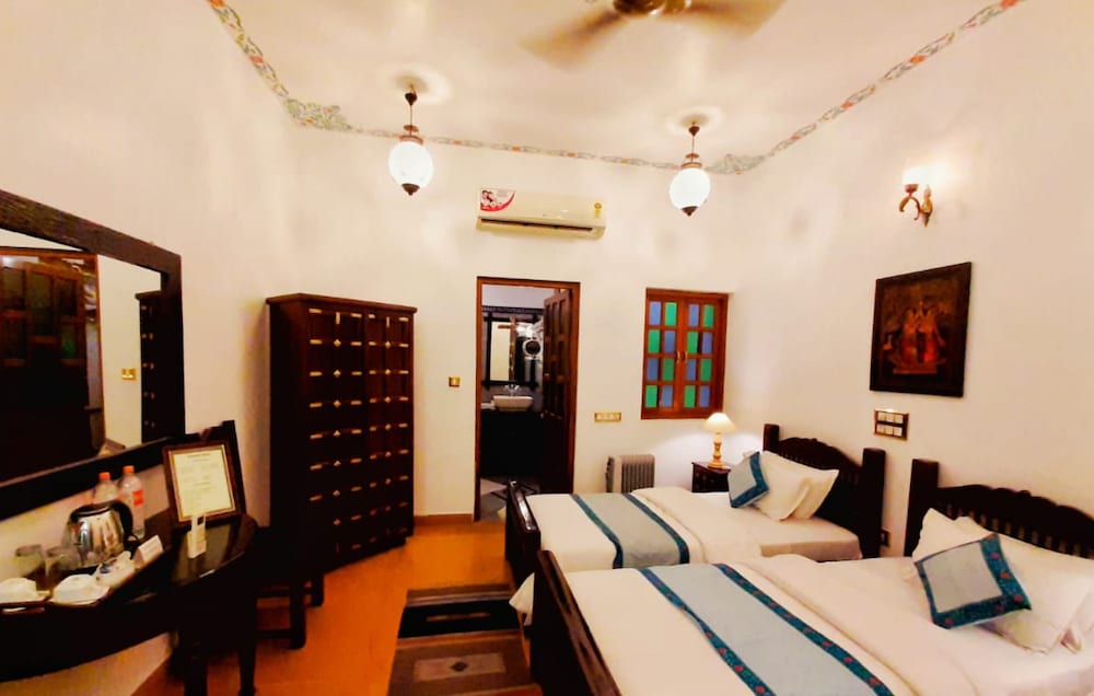 Фото Hotel Pleasant Haveli